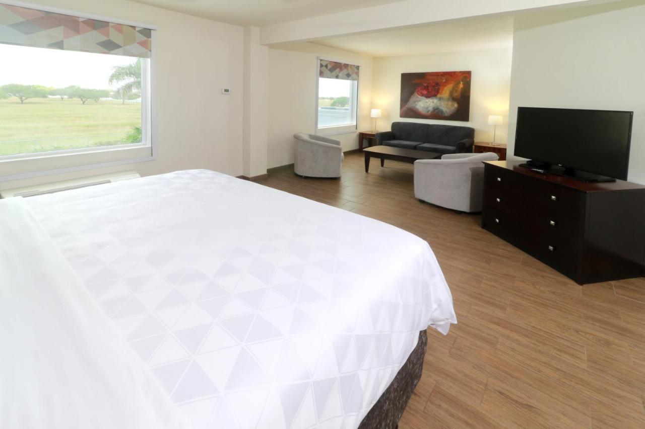 Holiday Inn Reynosa Industrial Poniente By Ihg Экстерьер фото