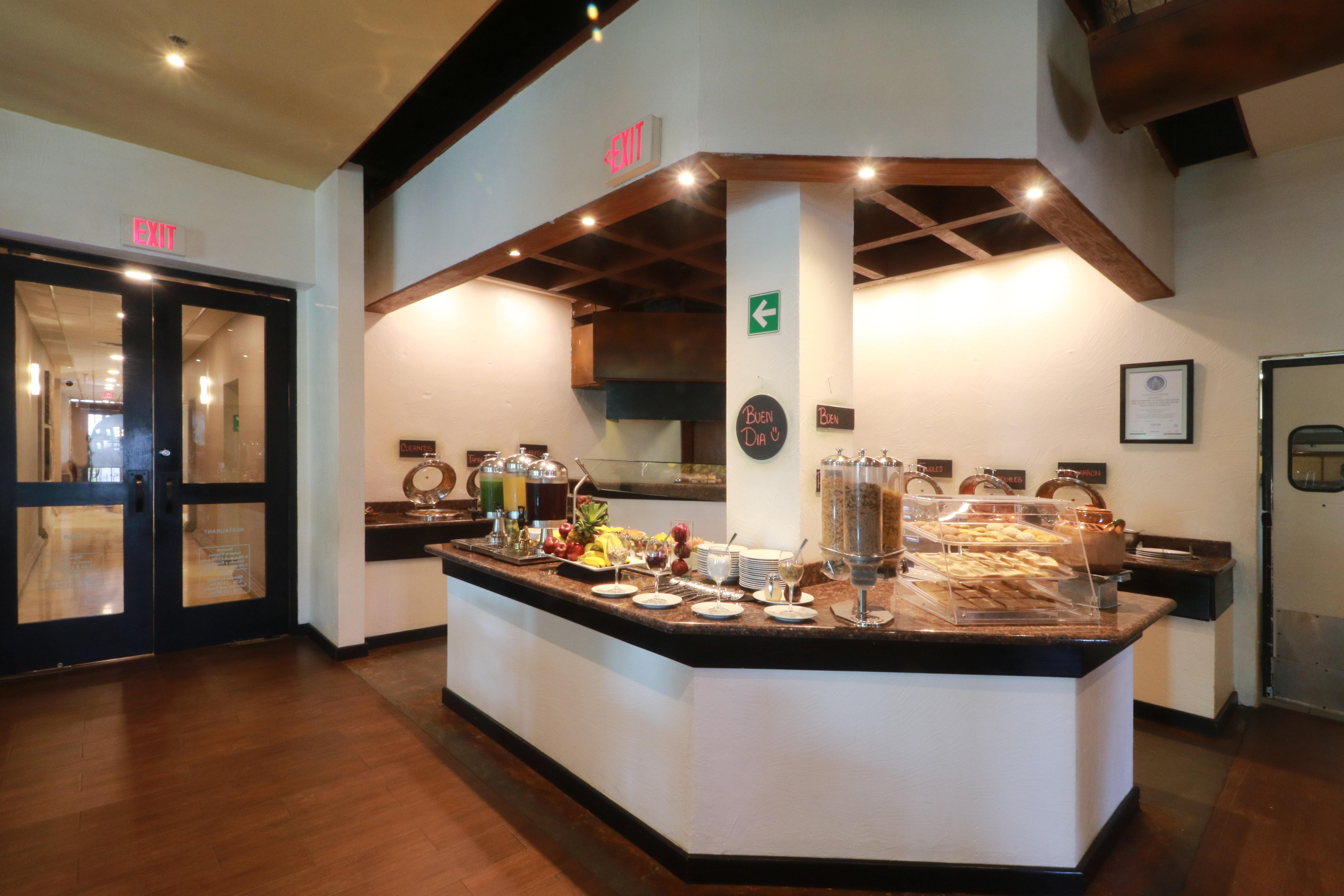 Holiday Inn Reynosa Industrial Poniente, An Ihg Hotel Экстерьер фото